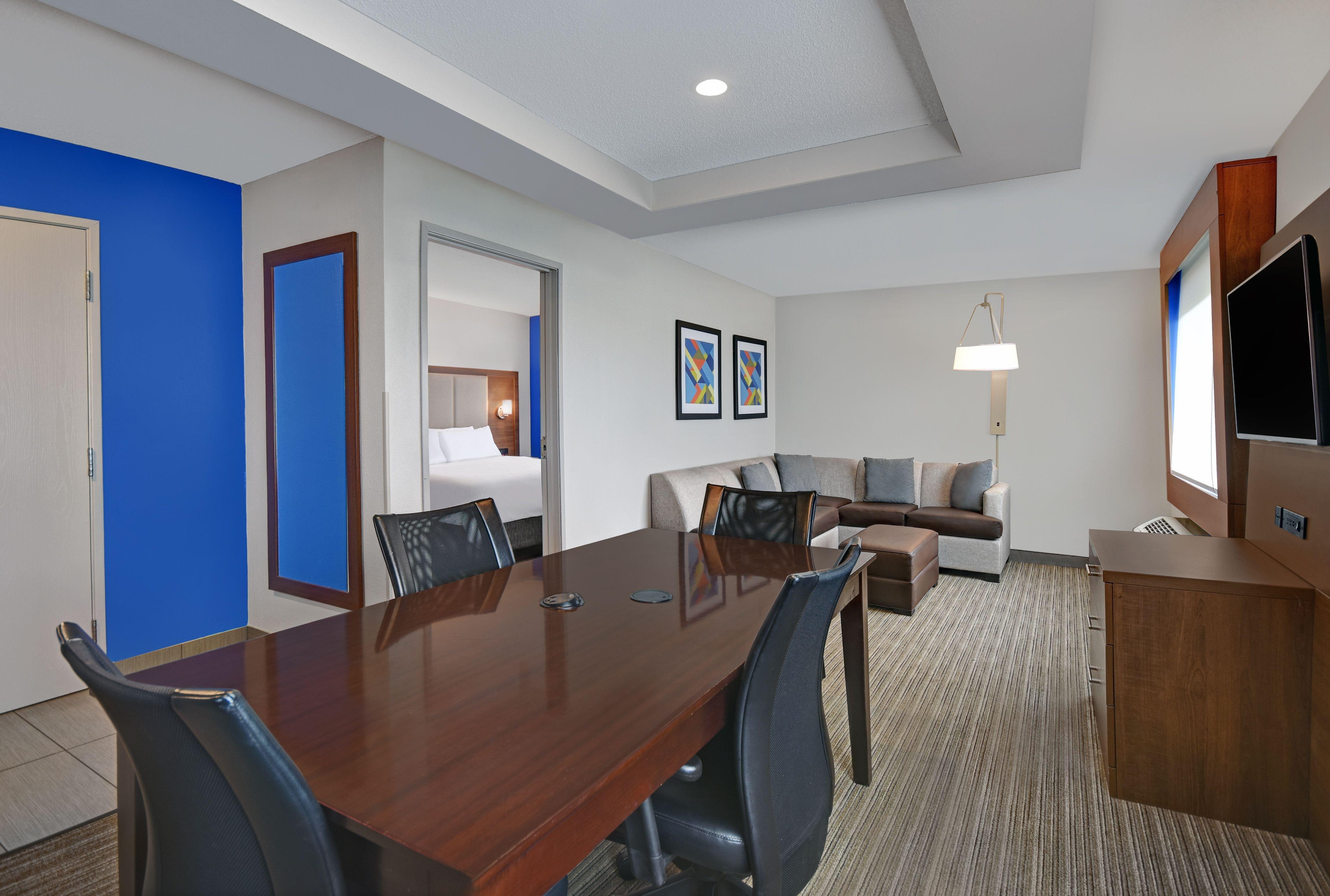 Holiday Inn Express Adrian By Ihg Esterno foto