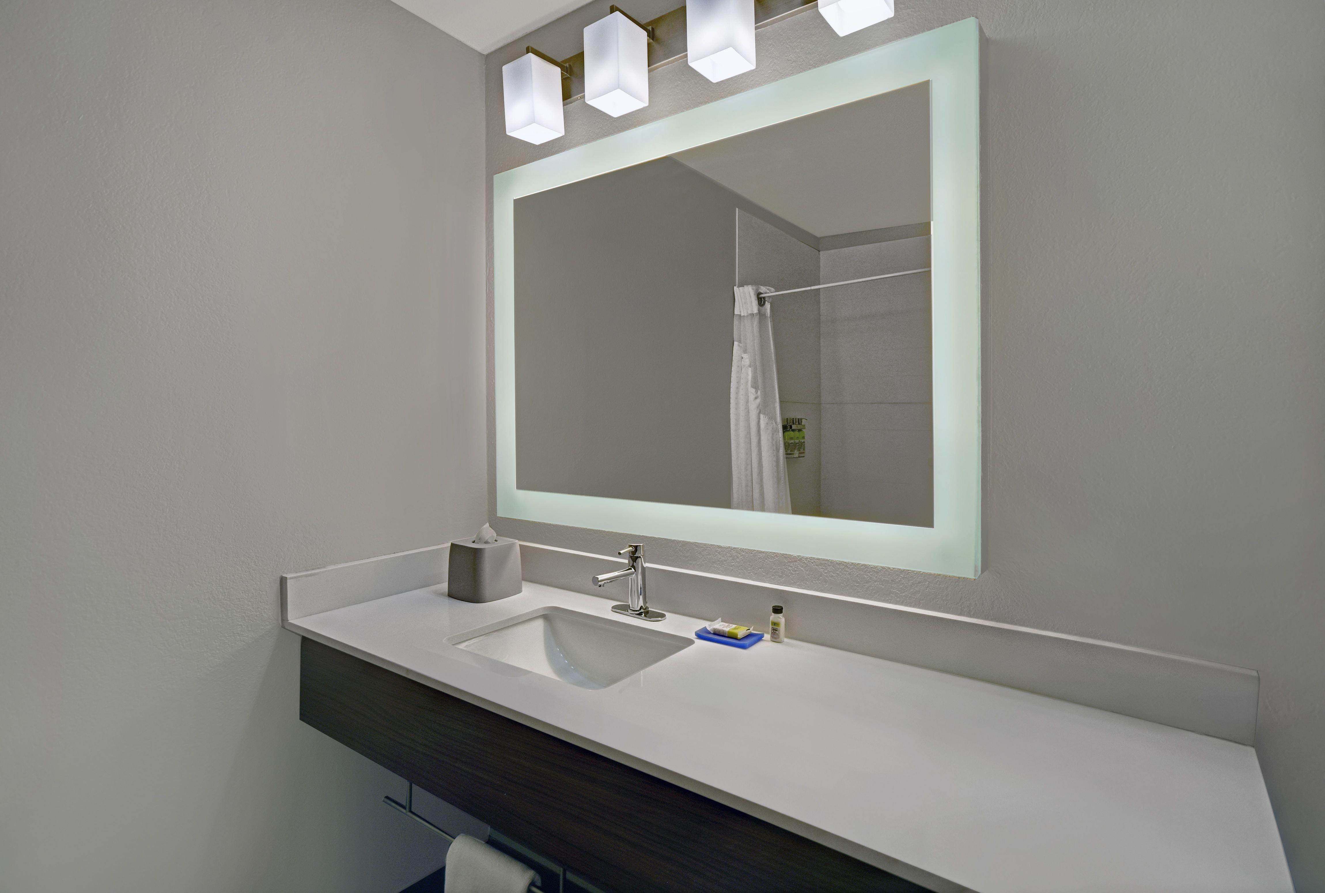 Holiday Inn Express Adrian By Ihg Esterno foto