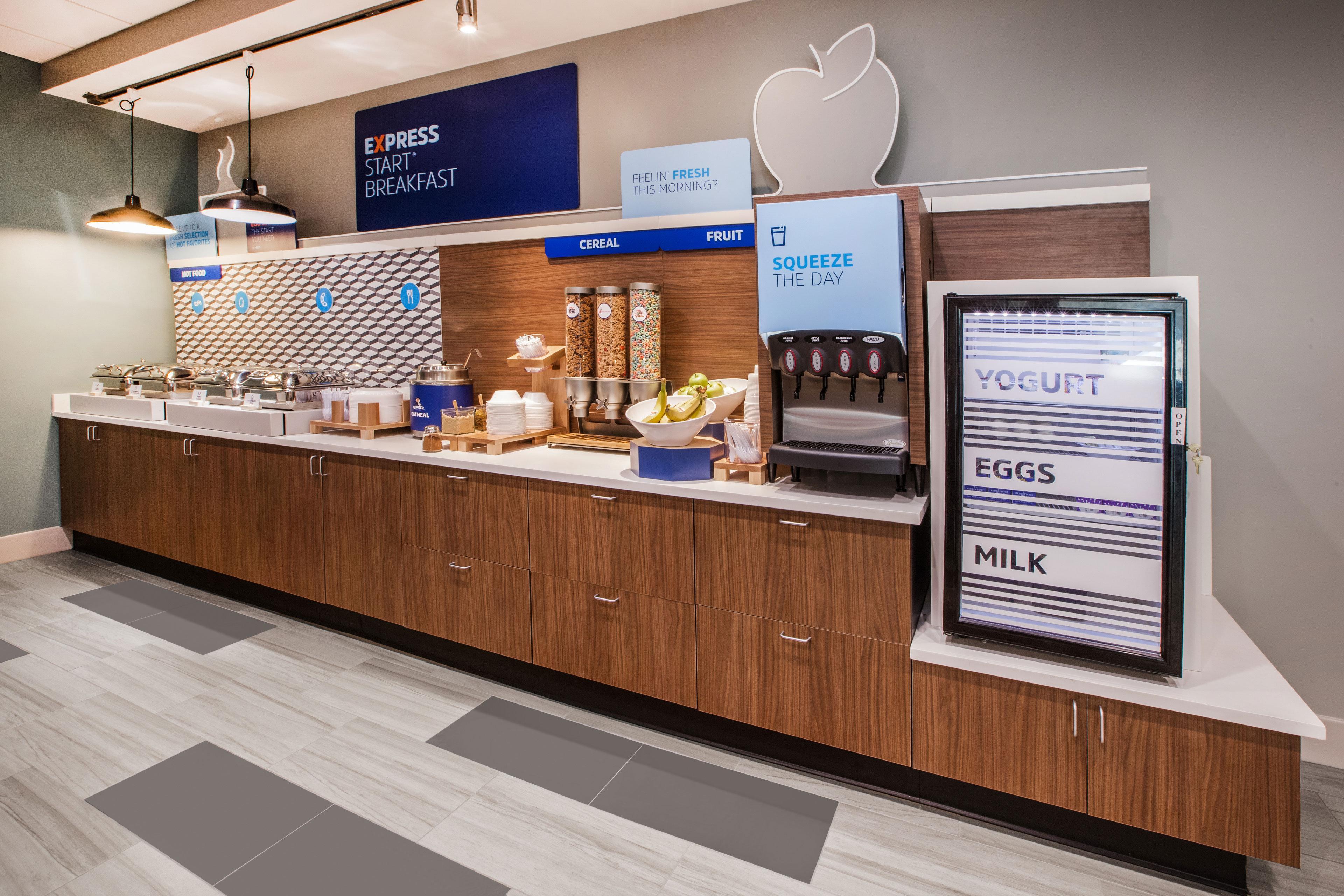 Holiday Inn Express Adrian By Ihg Esterno foto