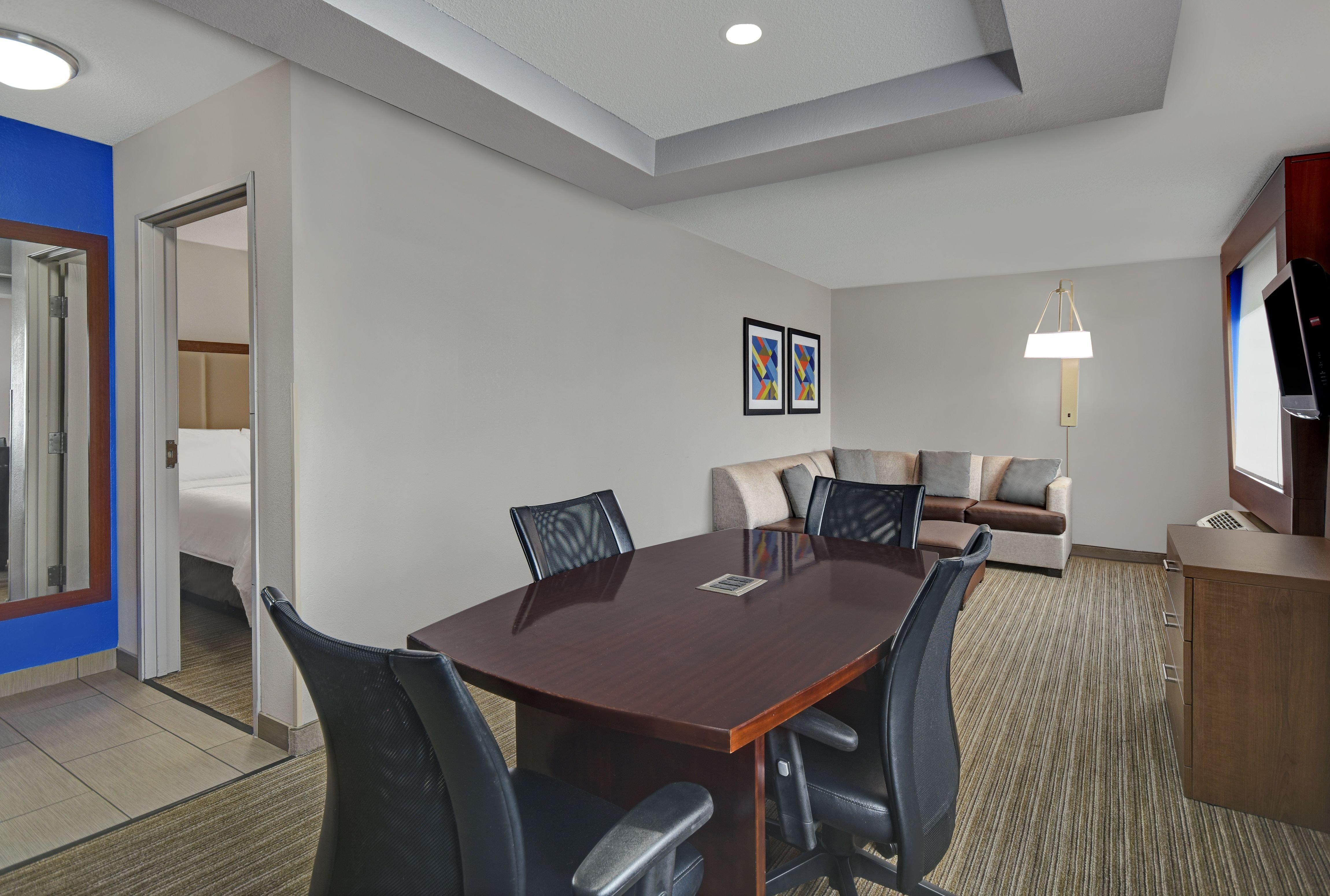 Holiday Inn Express Adrian By Ihg Esterno foto