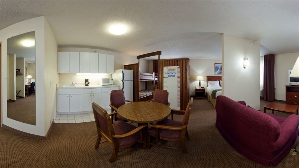 Holiday Inn Express Adrian By Ihg Esterno foto